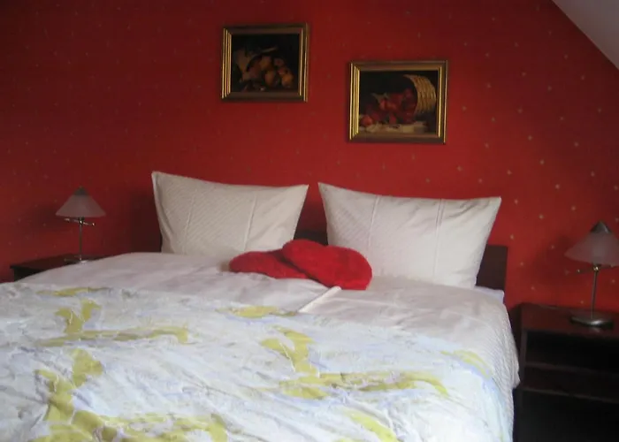 Отель Schlossgarten Am Park Von Sanssouci